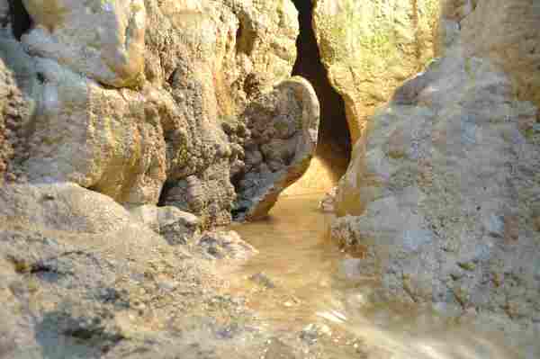 Visita alle Grotte di Rescia Visita alle Grotte di Rescia