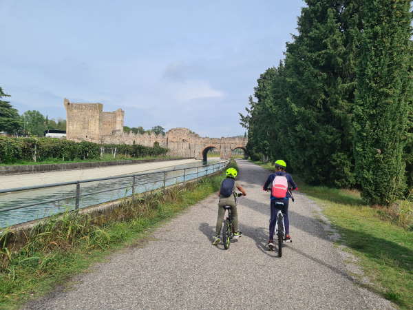 ciclabile del mincio bambini borghetto