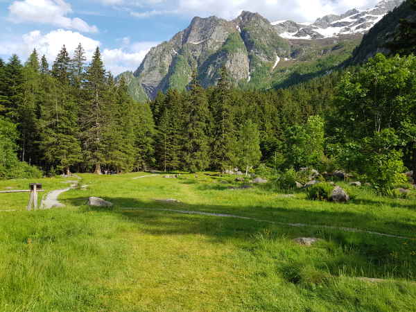 sentiero sensoriale bagni di val masino4